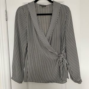 2/$20🛍️ Adrianna Papell • Blouse • Sz L